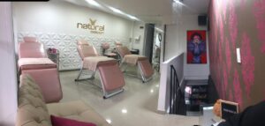 Experience the essence of natural beauty at our premier salon franchise, Natural Salon. 